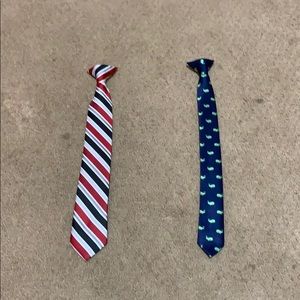 Set of Two Clip On Ties Red Striped/Vineyard Vines